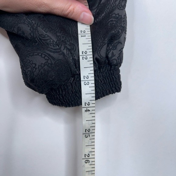 Vintage Huitieme Jacket Japan Black Paisley Snow Ski Style Puffer Belted Cropped - Picture 12 of 13